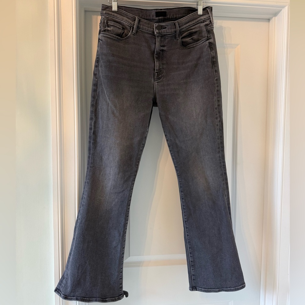 MOTHER The Weekender Mid Rise Flare Jeans in Charcoal Gray